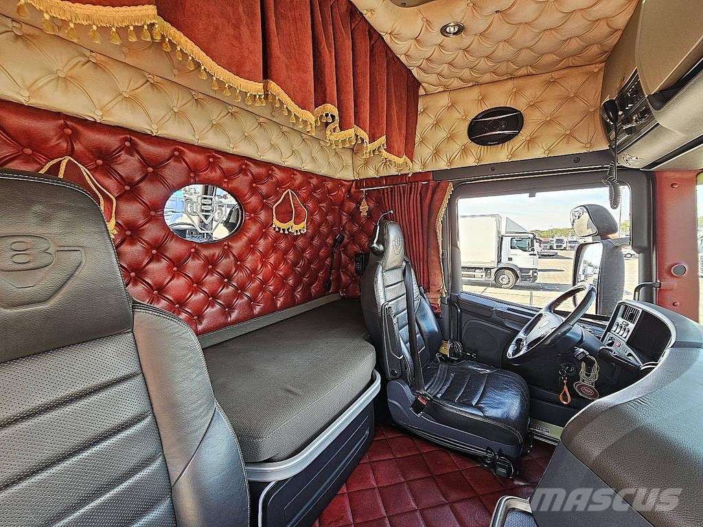Scania R580 8X4 COMBI SPECIAL Pašizgāzējs