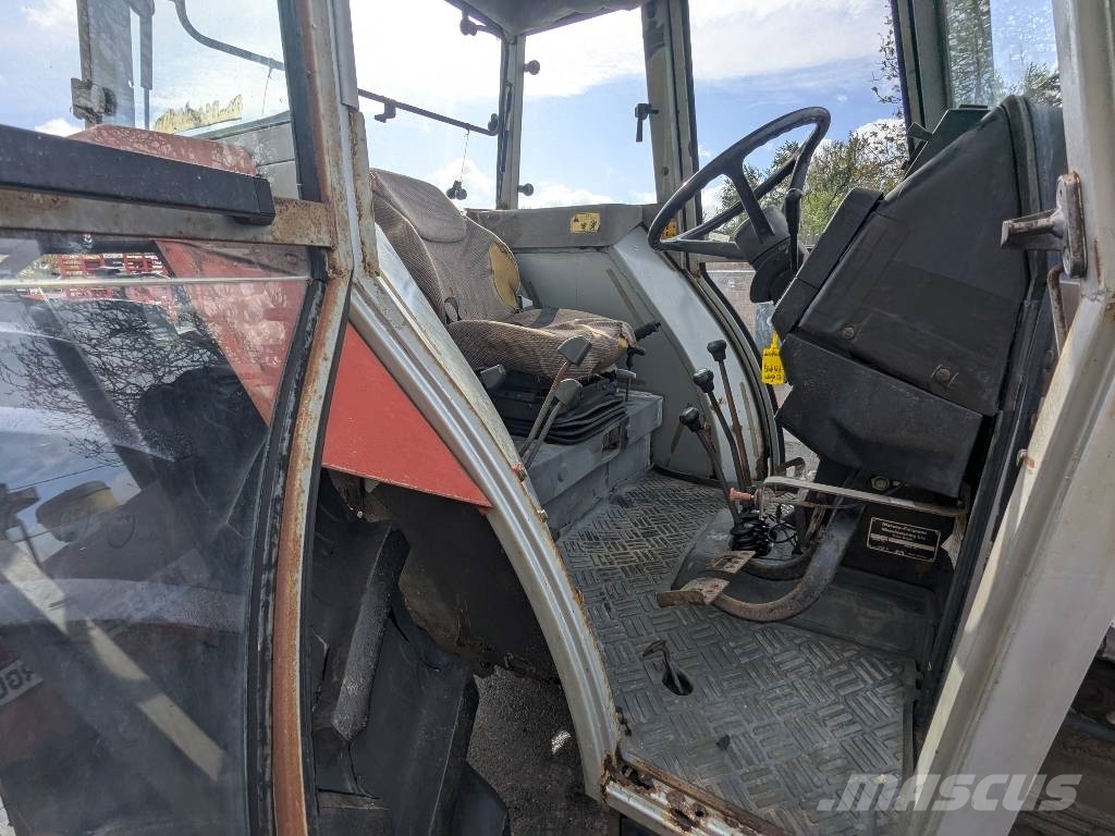 Massey Ferguson 399 Traktorid