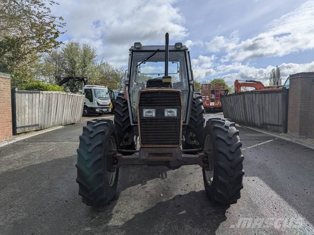 Massey Ferguson 399 Traktorid