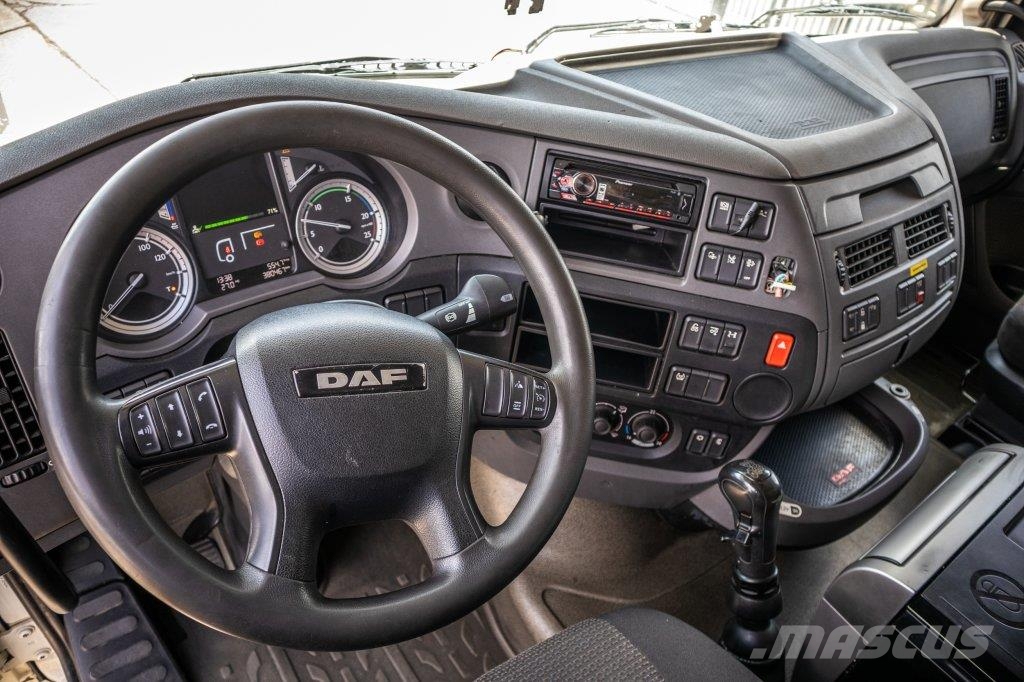 DAF XF 460-6X2-380 000 KM+ADR Sadulveokid