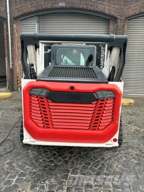 Bobcat T 76 Lietoti riteņu kompaktiekrāvēji