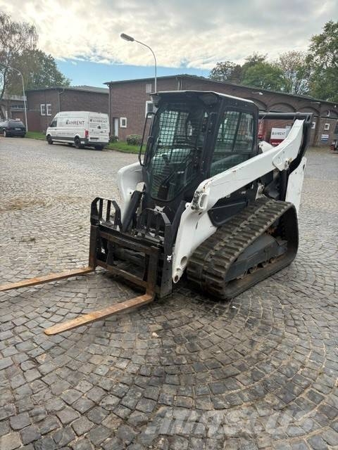 Bobcat T 76 Lietoti riteņu kompaktiekrāvēji