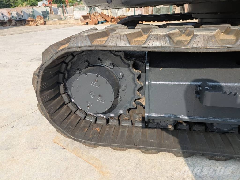 Hyundai R 80 CR-9A Excavadoras 7t - 12t