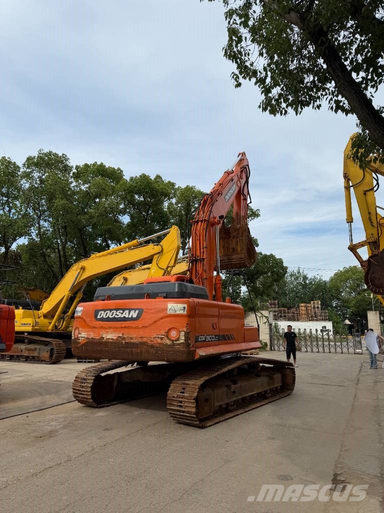 Doosan DX300LC Rupsgraafmachines