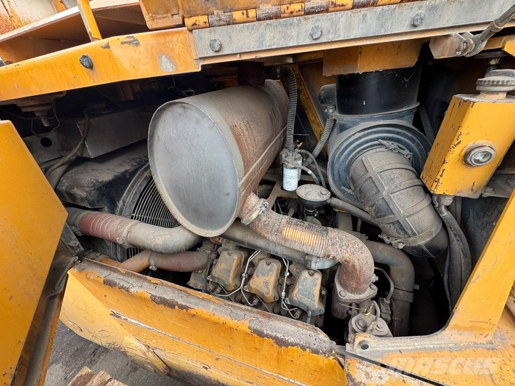 Liebherr PR752 | Spare parts only Crawler dozers