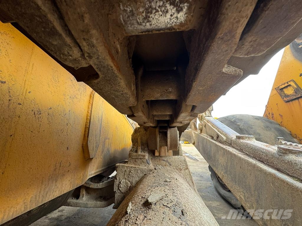 Liebherr PR752 | Spare parts only Crawler dozers