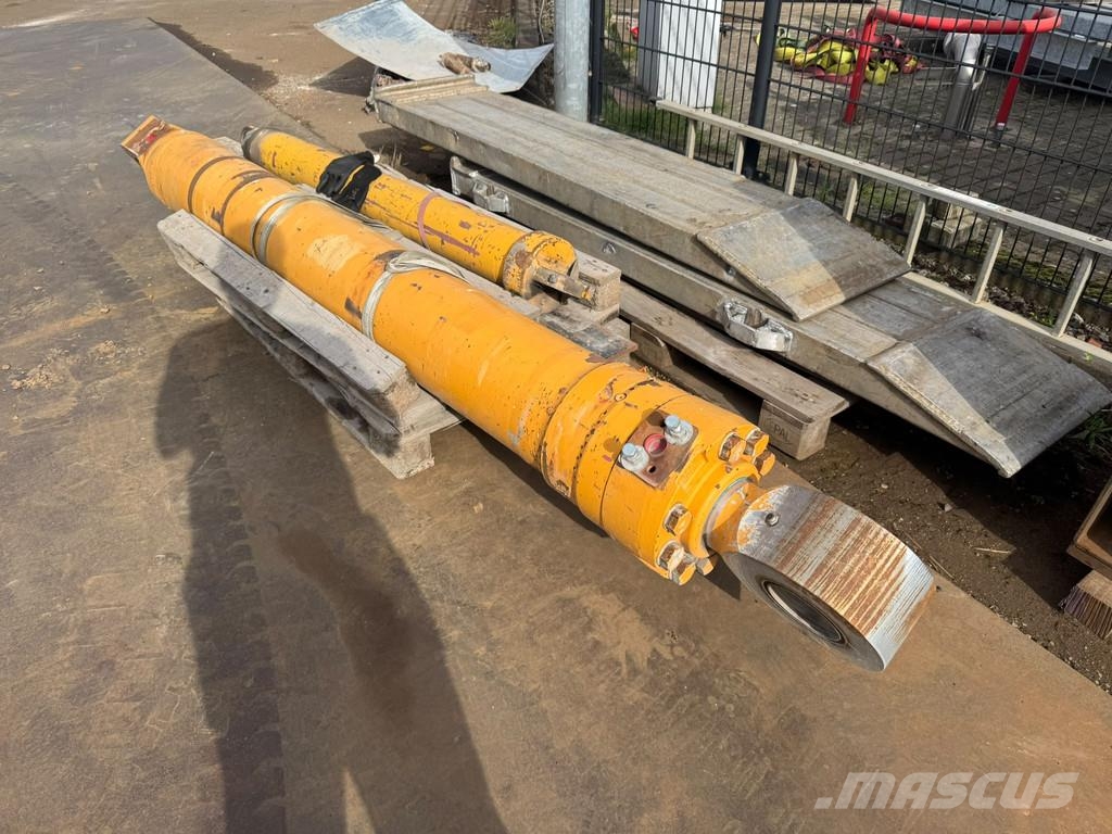 Liebherr PR752 | Spare parts only Crawler dozers