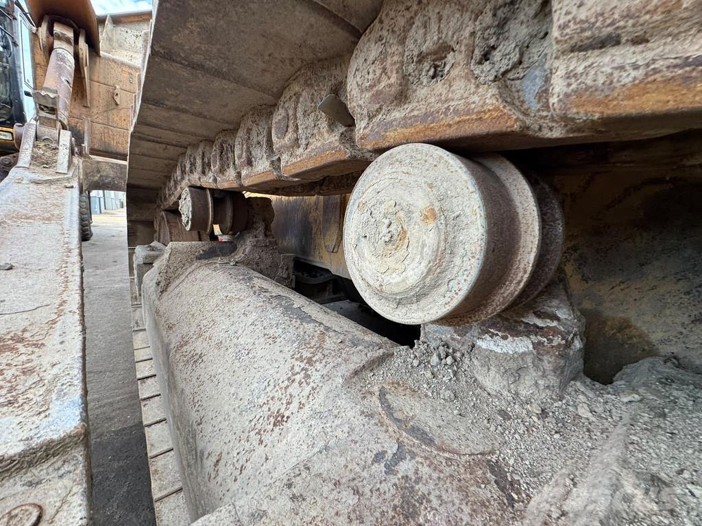 Liebherr PR752 | Spare parts only Crawler dozers