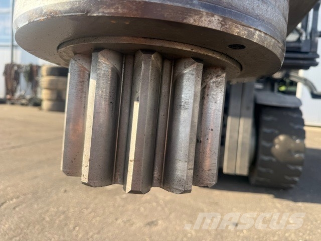 Liebherr SAT325/204 z 954 used swing gears Трансмиссии и КПП