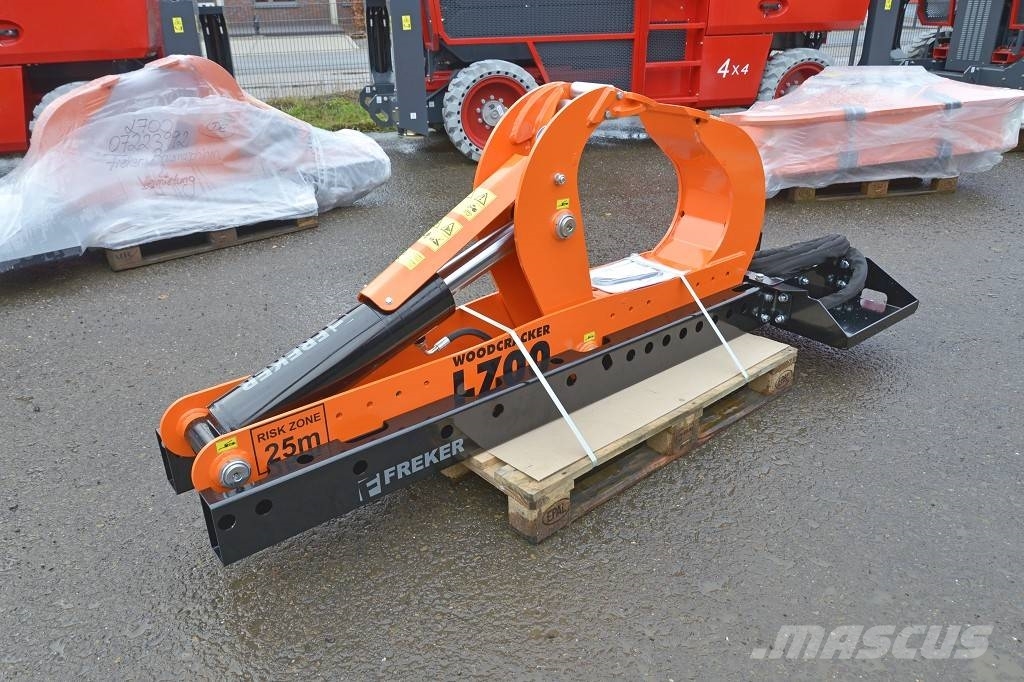 Westtech Woodcracker L700 + L920 - liegender Holzspalter Kurottajat