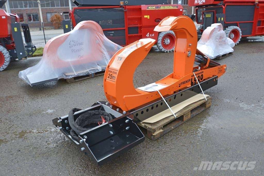 Westtech Woodcracker L700 + L920 - liegender Holzspalter Kurottajat