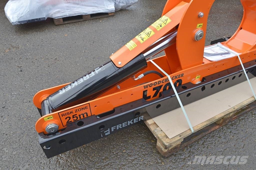 Westtech Woodcracker L700 + L920 - liegender Holzspalter Kurottajat