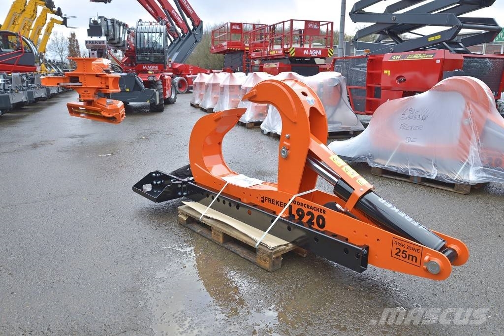 Westtech Woodcracker L700 + L920 - liegender Holzspalter Kurottajat