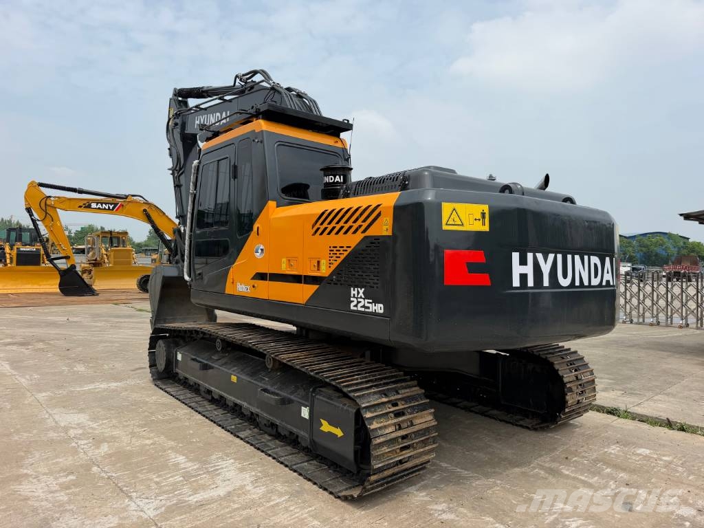 Hyundai HX 225 HD Raupenbagger
