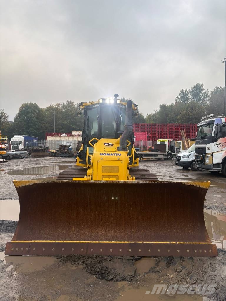 Komatsu D 51 EXi/PXi-24 Dozer cingolati