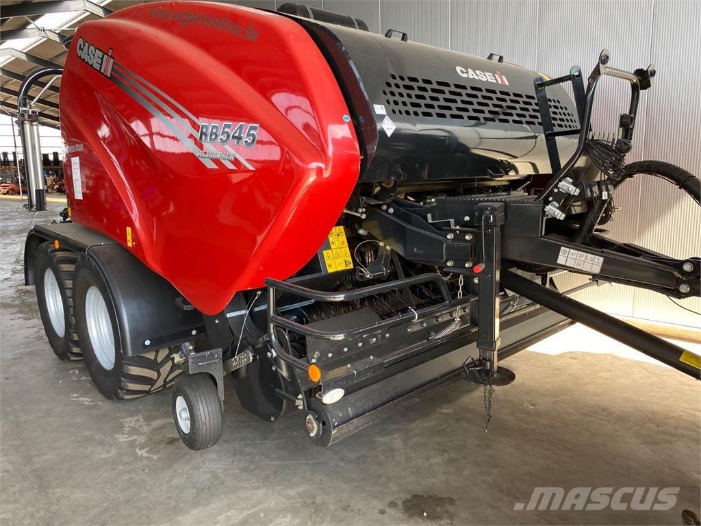 Case IH RB 545 Silage Pack Πρέσες κυλινδρικών δεμάτων