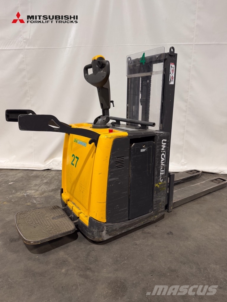 UniCarriers PDP200 T - Doppelstock - 2372 Std. Käyden ajettavat pinoamistrukit