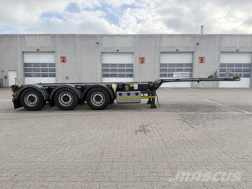 WEB TRAILER 3 axle Container chassis / Wechselfahrgestell Containerauflieger