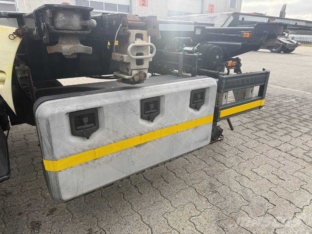 WEB TRAILER 3 axle Container chassis / Wechselfahrgestell Containerauflieger