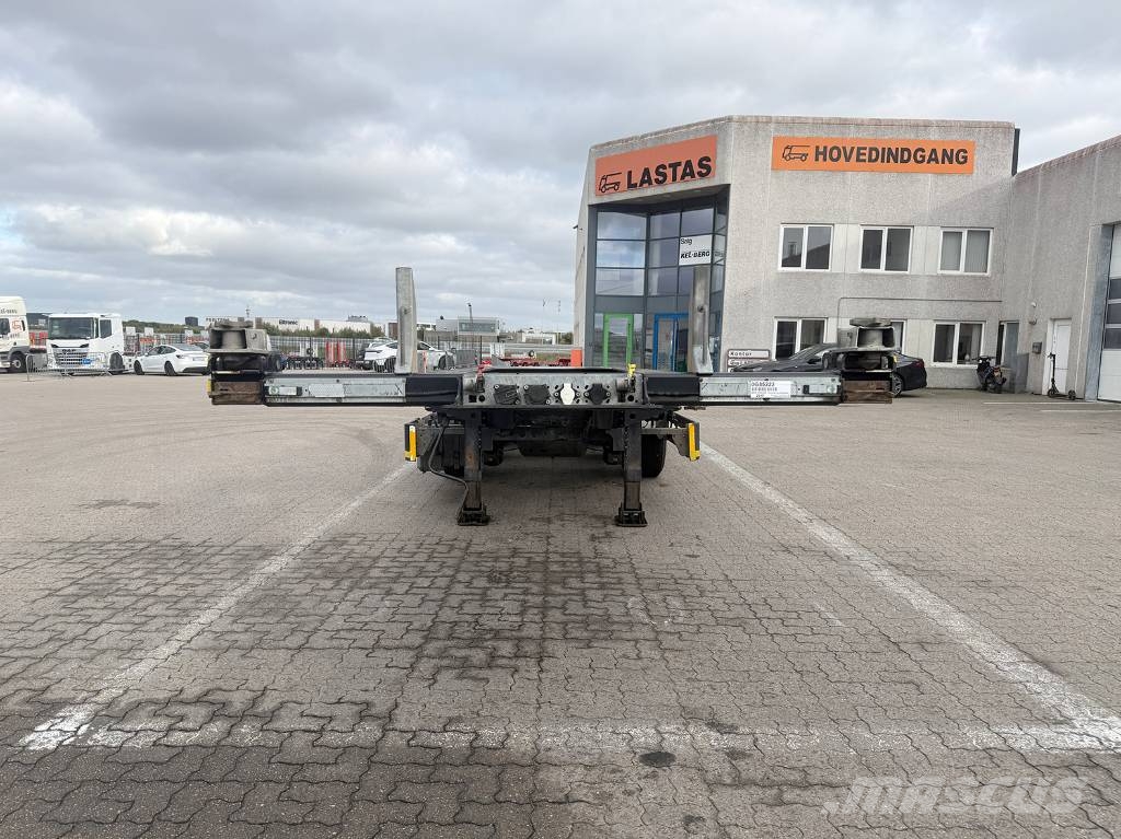 WEB TRAILER 3 axle Container chassis / Wechselfahrgestell Containerauflieger
