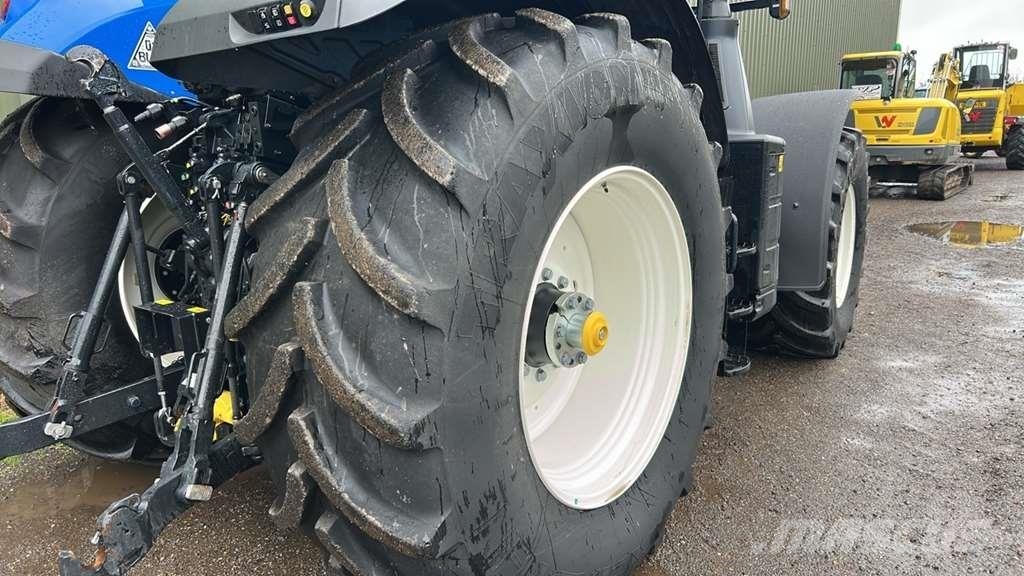 New Holland T7.245 PLMi Tractor Tractor Units