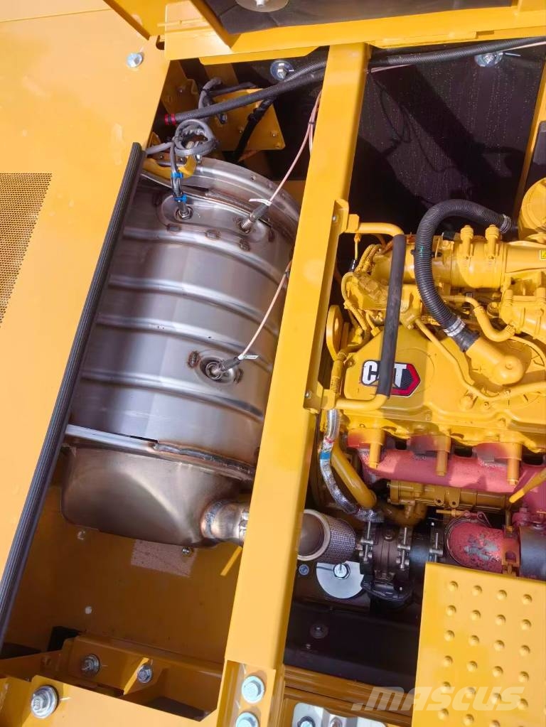 CAT 336 Pásové rýpadlá