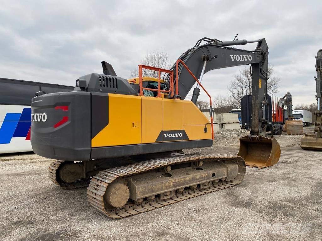Volvo EC 220 EL Rupsgraafmachines