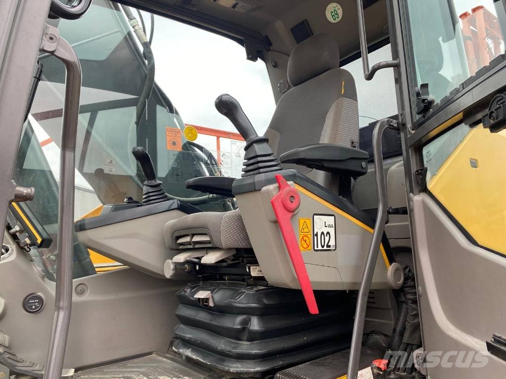 Volvo EC 220 EL Rupsgraafmachines