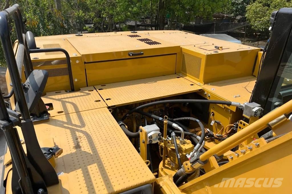 CAT 336 履带挖掘机