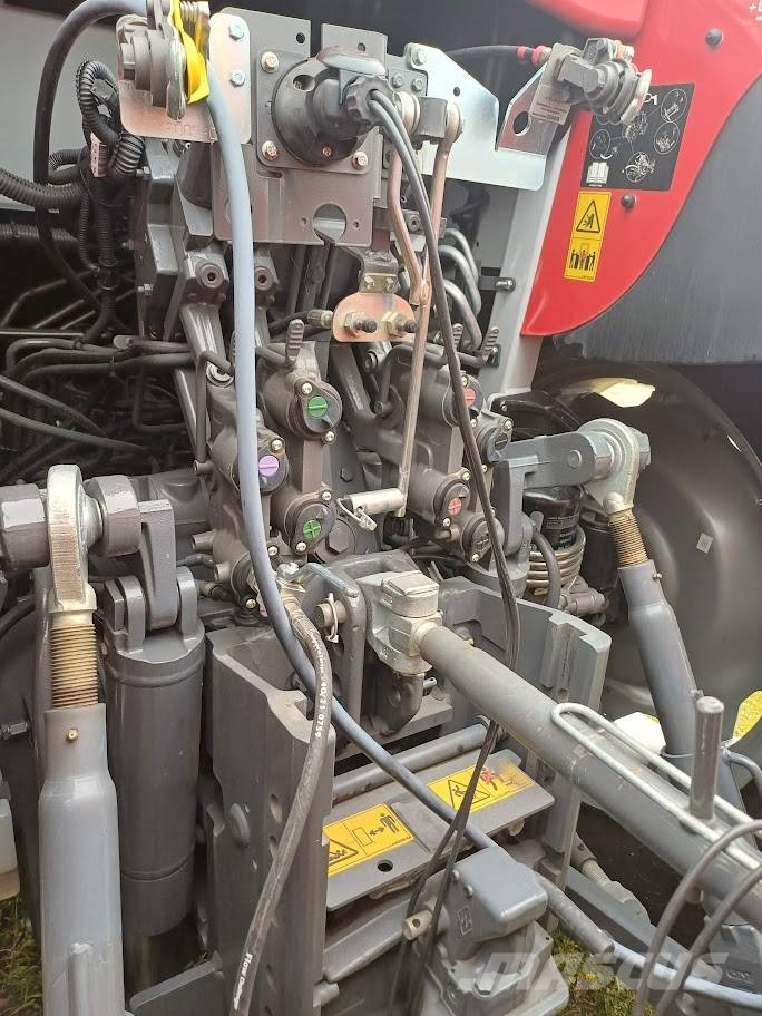 Massey Ferguson 6 S Traktori