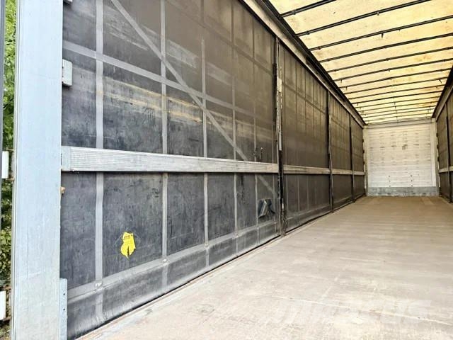 Schmitz Cargobull Mega / Edscha / Hubdach Semi-reboques com cortinas laterais