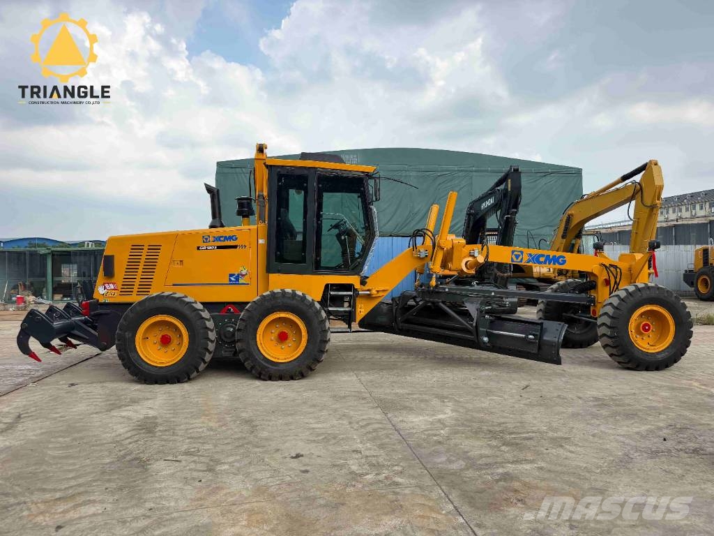 XCMG GR 1803 معدات تمهيد الطرق