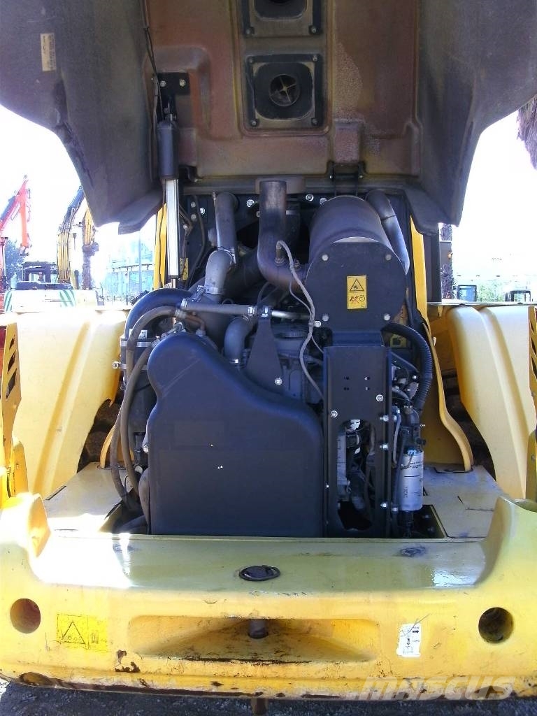 New Holland W 230 C Radlader