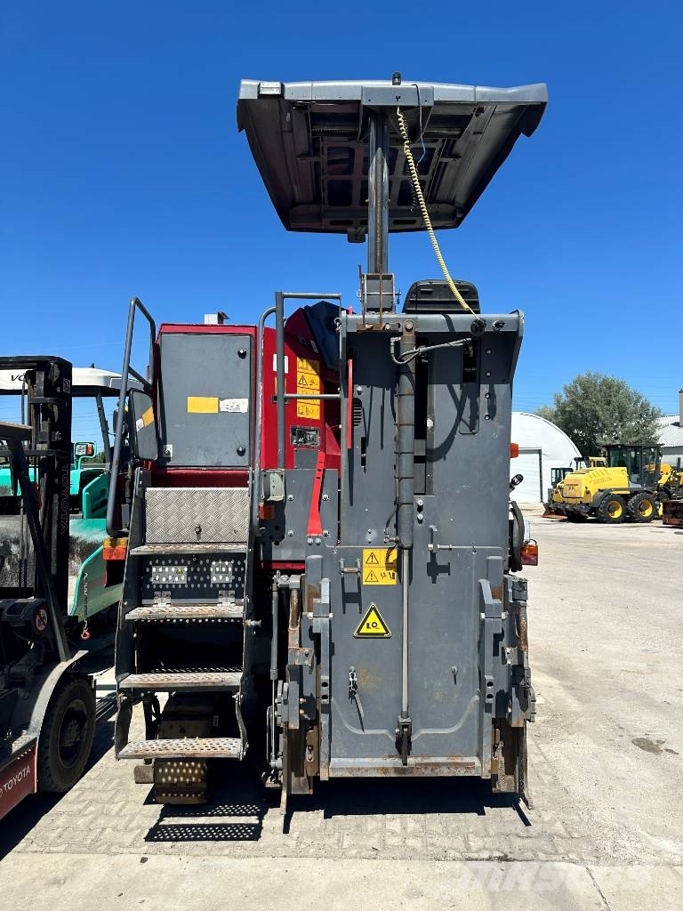 Wirtgen W 100 Fi ماكينات الكشط البارد للأسفلت