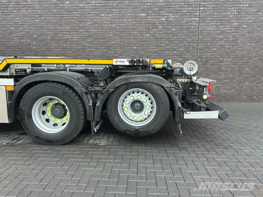 Volvo FM 430 6X2 + SCHADE/DAMAGE/UNFALL/HAAKARMSYSTEEM/A شاحنات الرافعات الخطافية