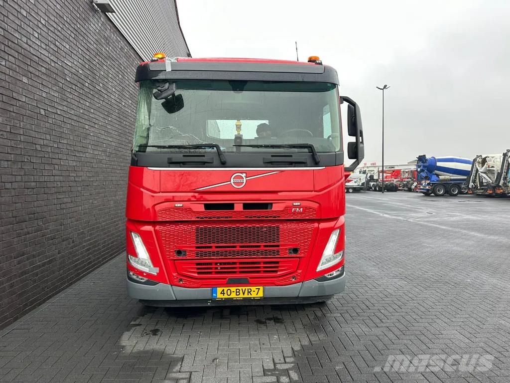 Volvo FM 430 6X2 + SCHADE/DAMAGE/UNFALL/HAAKARMSYSTEEM/A شاحنات الرافعات الخطافية