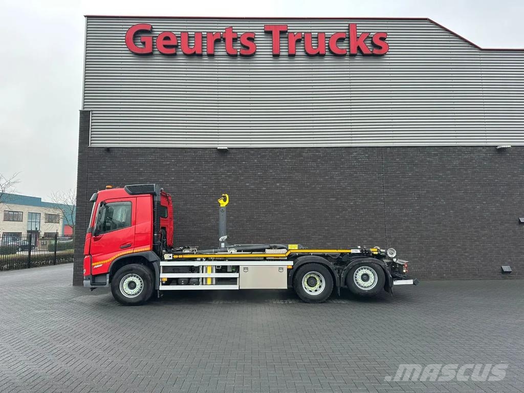 Volvo FM 430 6X2 + SCHADE/DAMAGE/UNFALL/HAAKARMSYSTEEM/A شاحنات الرافعات الخطافية