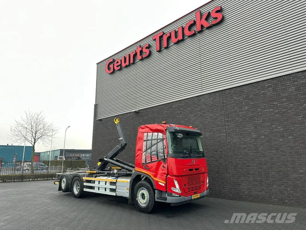 Volvo FM 430 6X2 + SCHADE/DAMAGE/UNFALL/HAAKARMSYSTEEM/A شاحنات الرافعات الخطافية