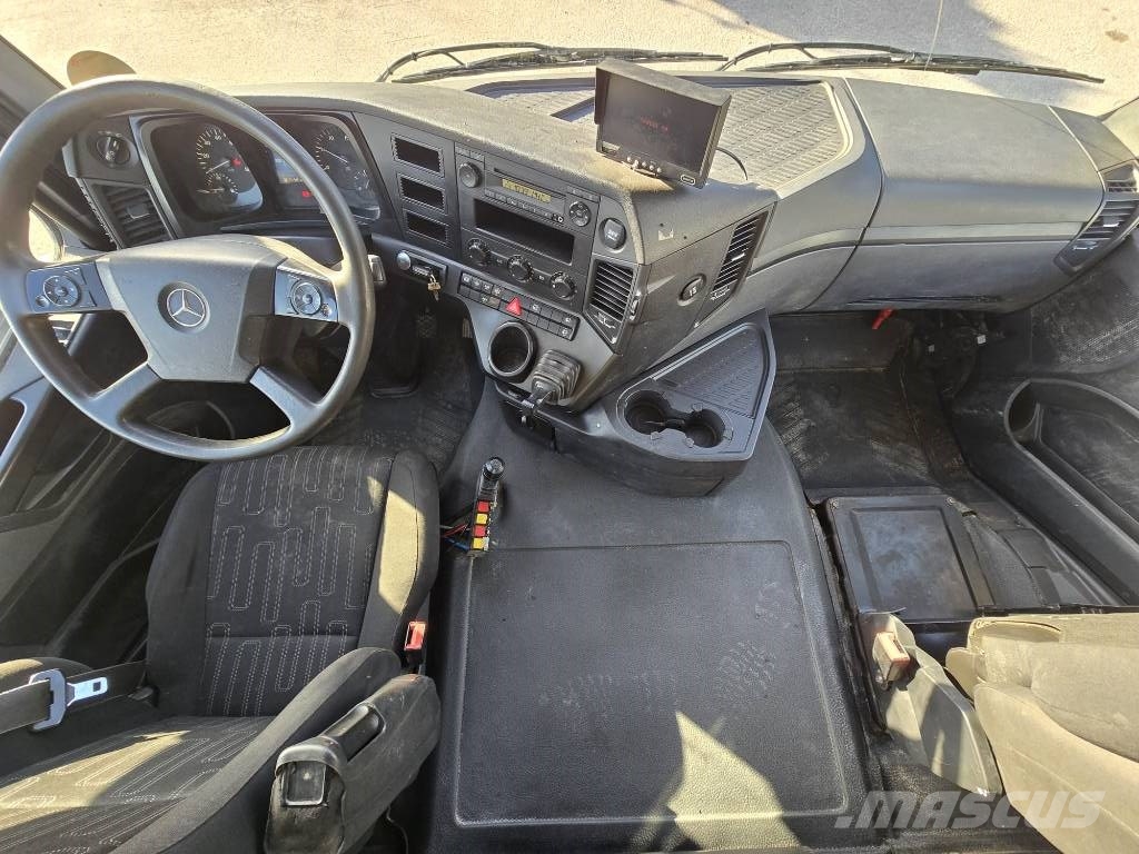 Mercedes-Benz Arocs 3240 덤프 트럭