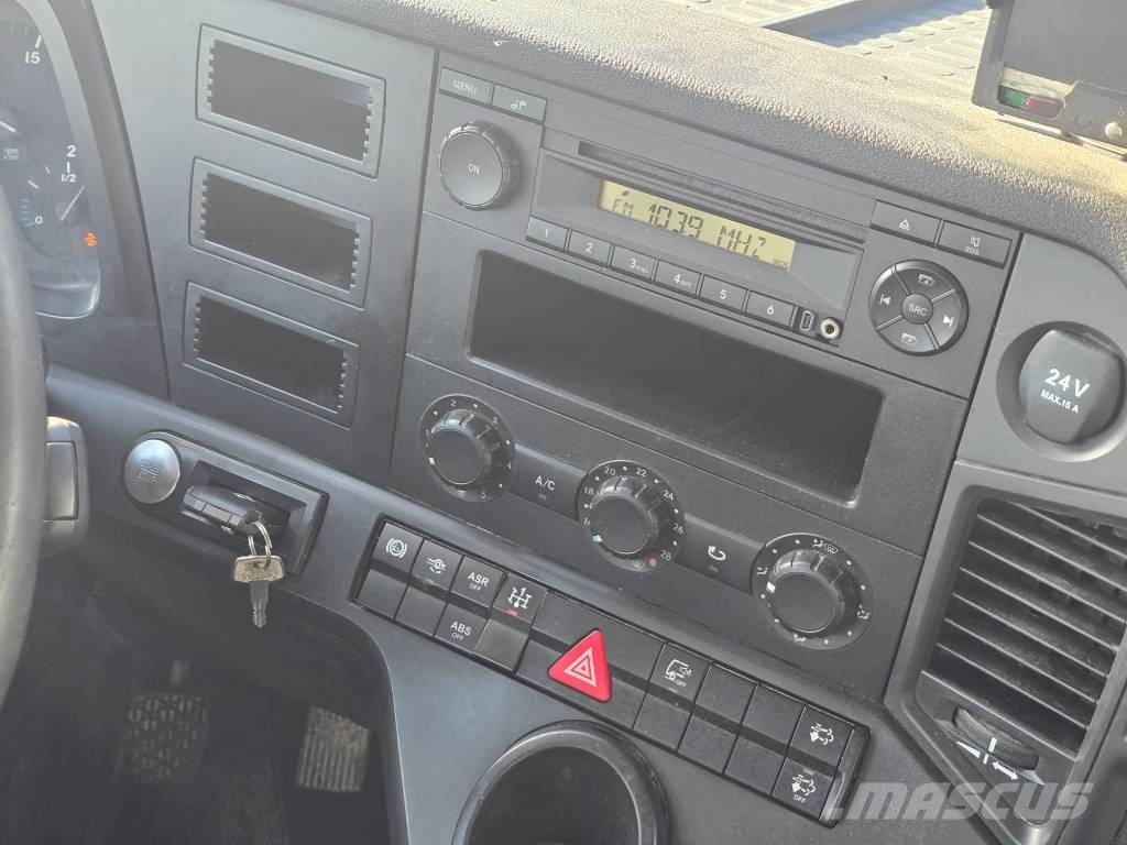 Mercedes-Benz Arocs 3240 덤프 트럭