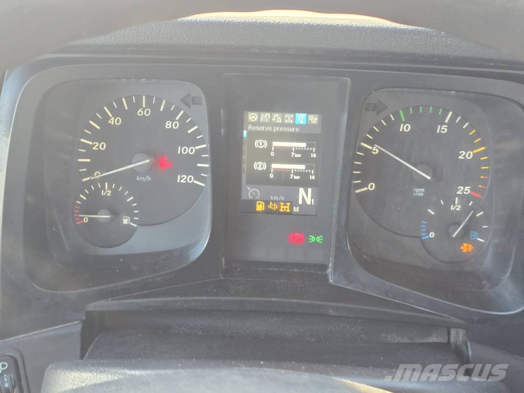 Mercedes-Benz Arocs 3240 덤프 트럭
