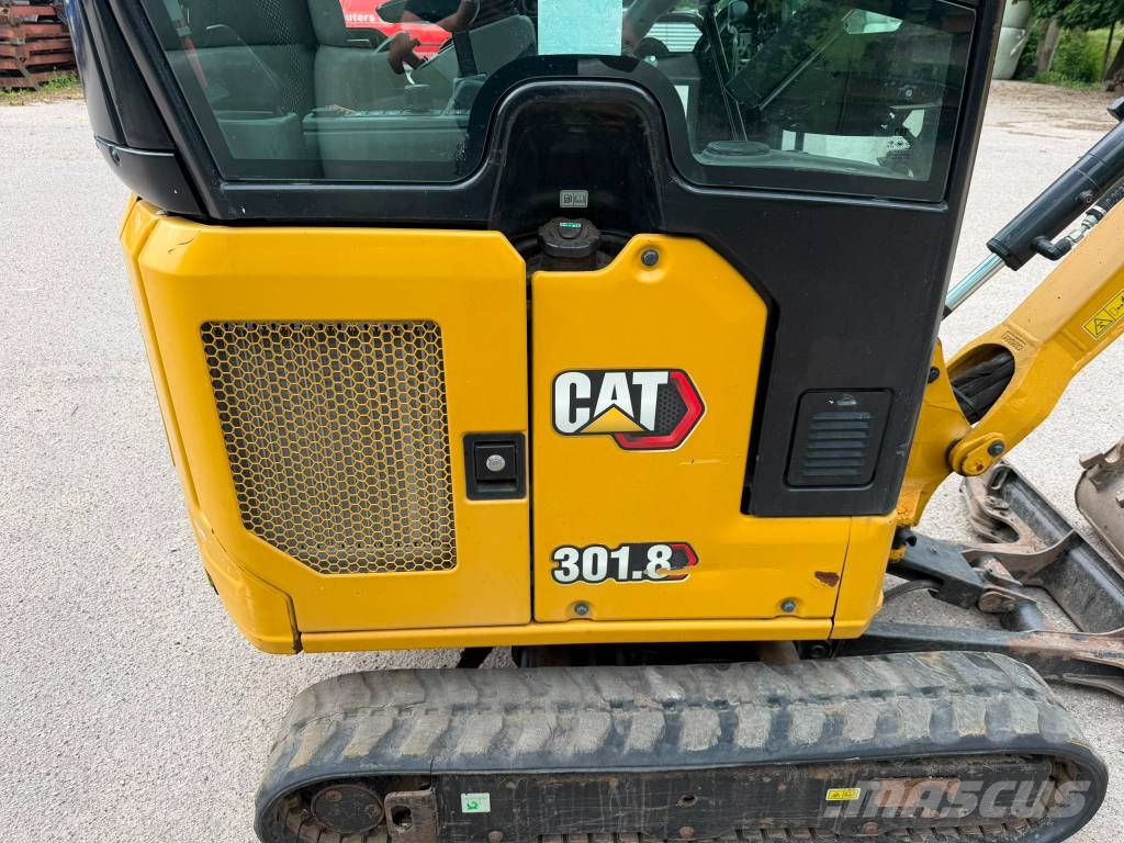 CAT 301.8 - A/C! حفارات صغيرة أقل من 7 طن (حفارات صغيرة)