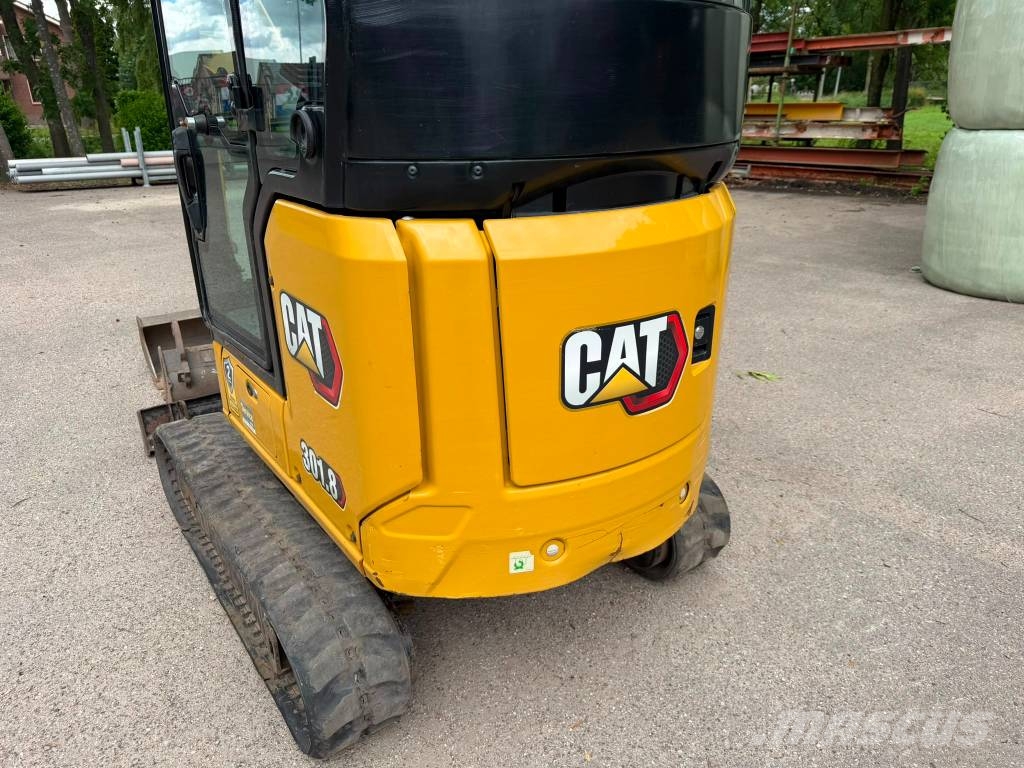 CAT 301.8 - A/C! حفارات صغيرة أقل من 7 طن (حفارات صغيرة)