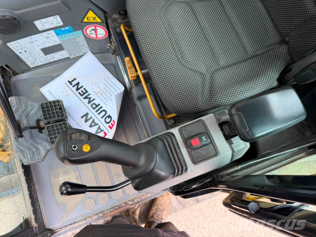 CAT 301.8 - A/C! حفارات صغيرة أقل من 7 طن (حفارات صغيرة)