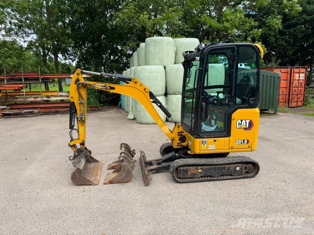 CAT 301.8 - A/C! حفارات صغيرة أقل من 7 طن (حفارات صغيرة)