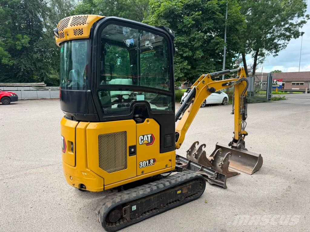 CAT 301.8 - A/C! حفارات صغيرة أقل من 7 طن (حفارات صغيرة)