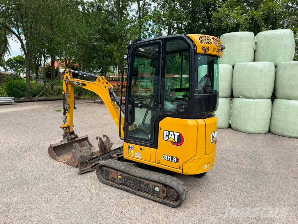 CAT 301.8 - A/C! حفارات صغيرة أقل من 7 طن (حفارات صغيرة)