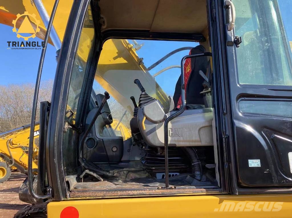 CAT 325 D L 대형 굴삭기 29톤 이상
