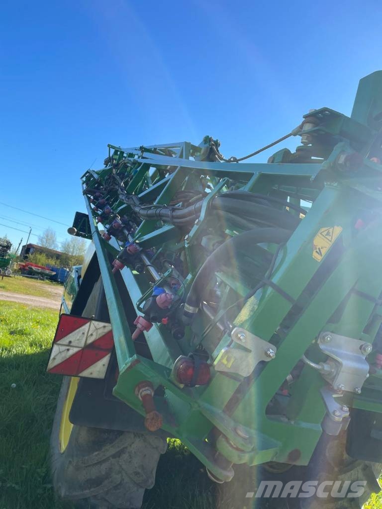 John Deere R 962 i Anhängespritzen