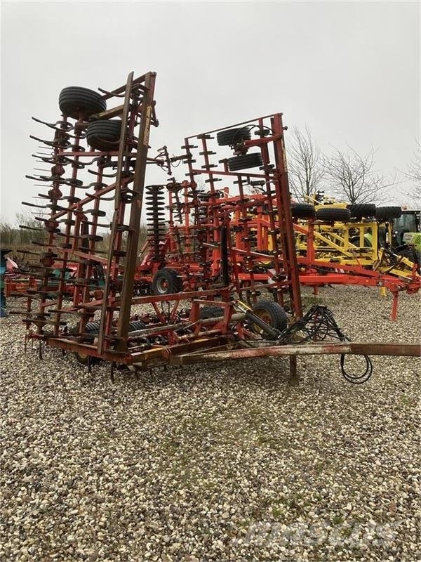 Väderstad NZ 9,7 meter Kulturharve Grades